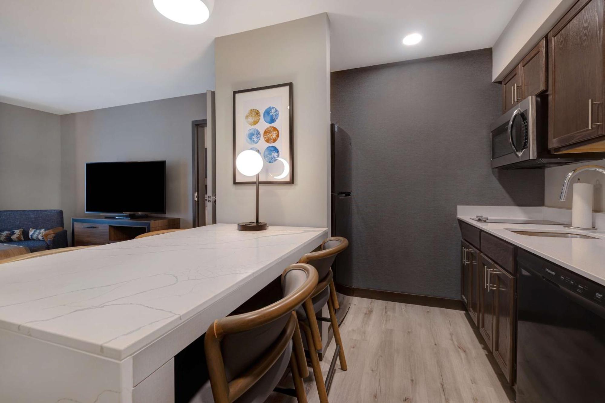 Homewood Suites By Hilton Oak Creek Milwaukee Zewnętrze zdjęcie