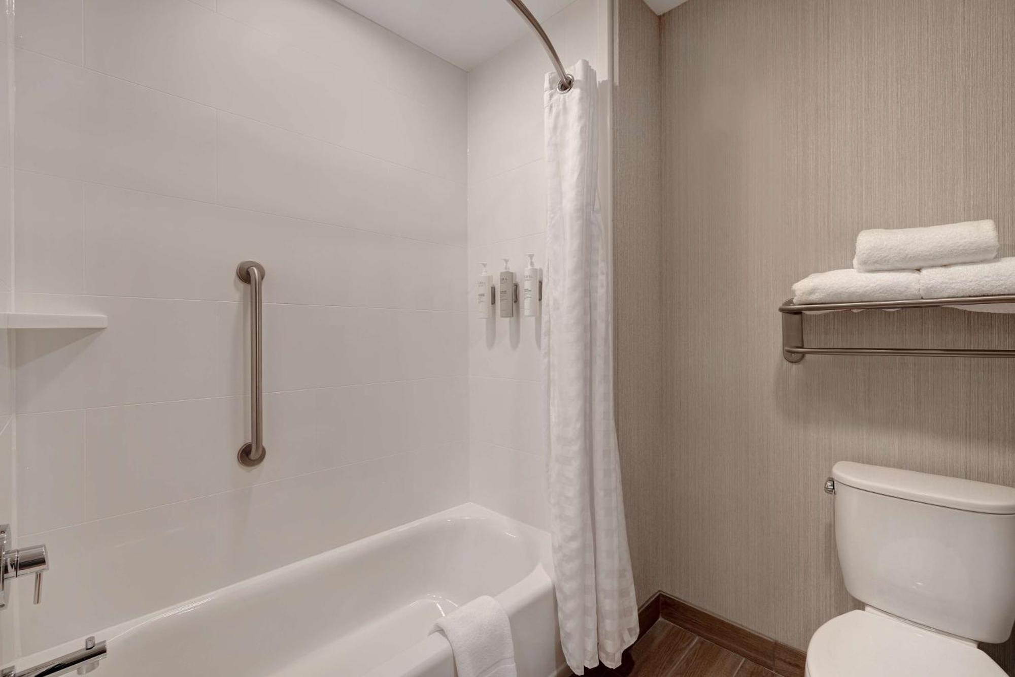 Homewood Suites By Hilton Oak Creek Milwaukee Zewnętrze zdjęcie